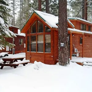 3* Parque de vacaciones Cedar Pines
