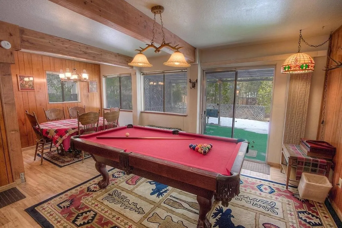 בית נופש סאות' לייק טאהו Bambi'S Bunkhouse Home ארצות הברית